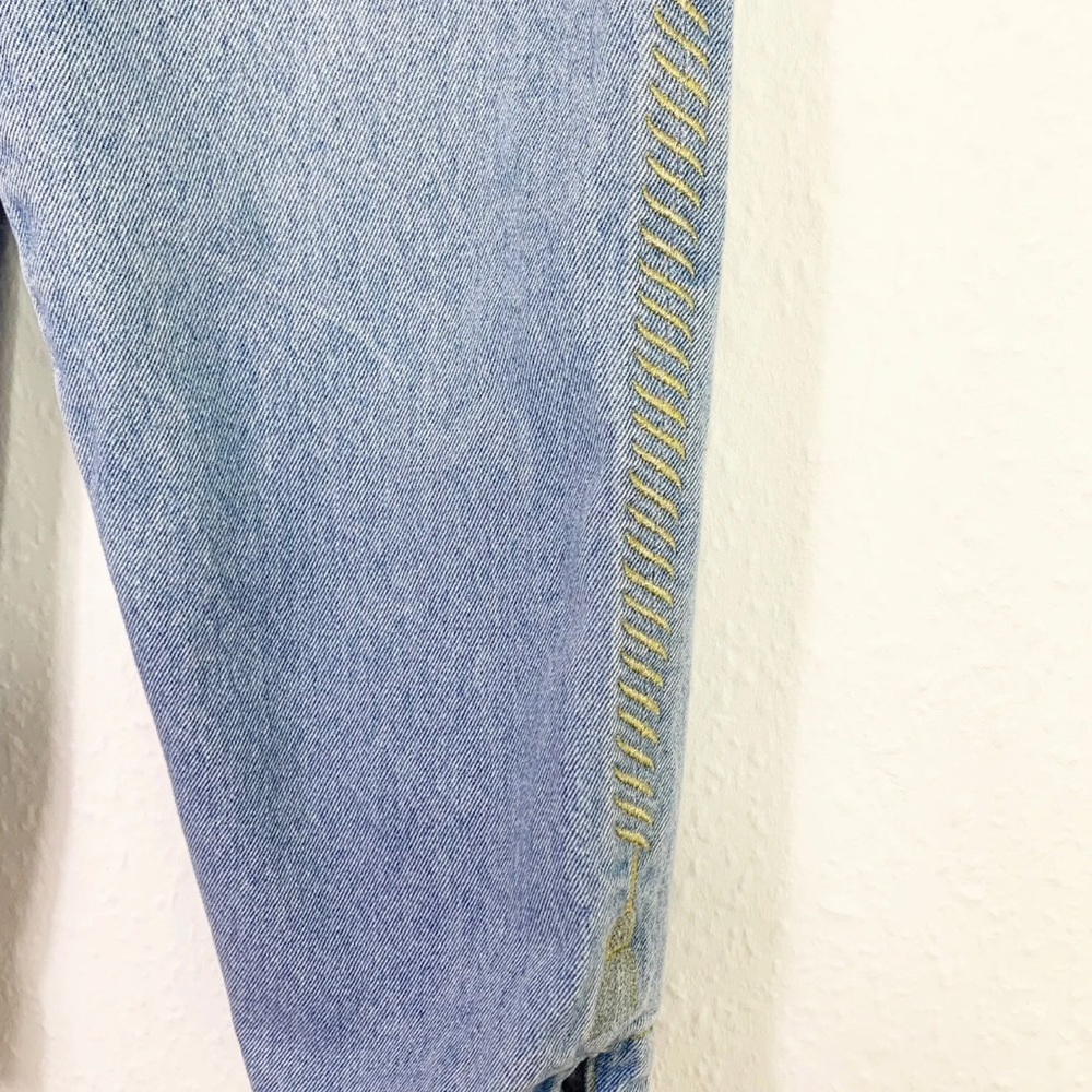 Vintage Explorer Light Blue Denim High Waist Jeans Gold Embroidered Size 14 - Picture 4 of 8
